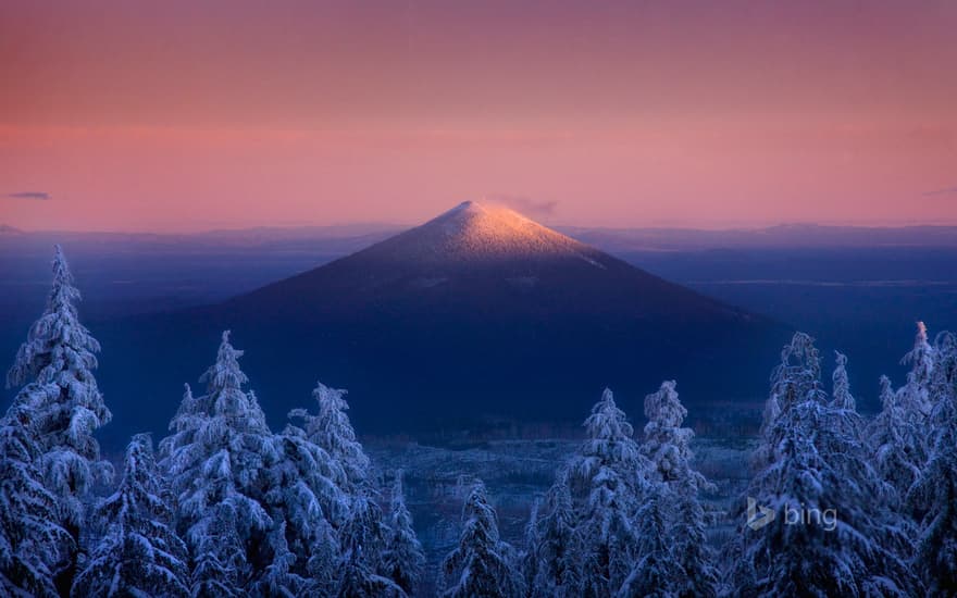 Black Butte, seen from the Mount Jefferson Wilderness, Oregon, USA