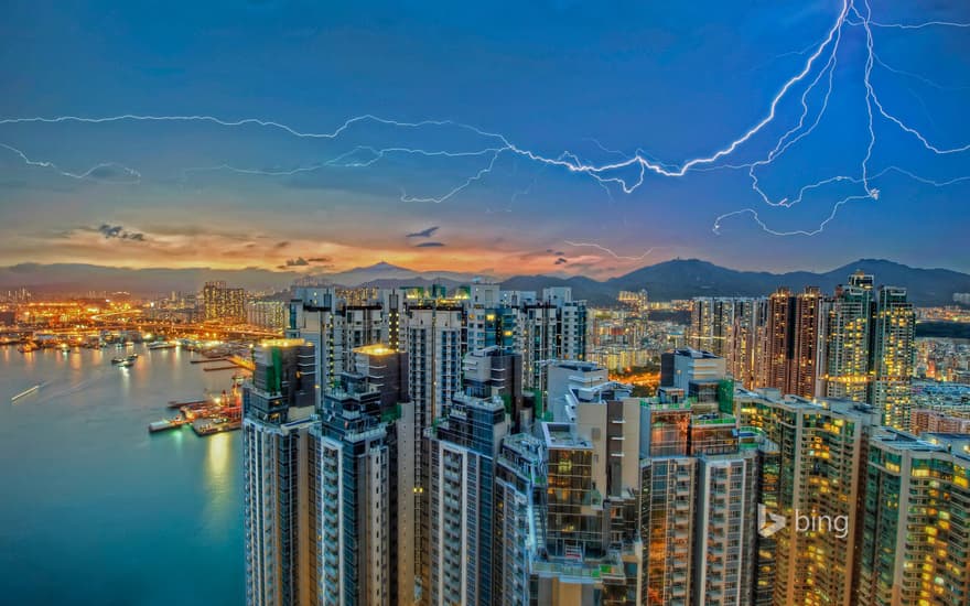 Lightning over Kowloon, Hong Kong