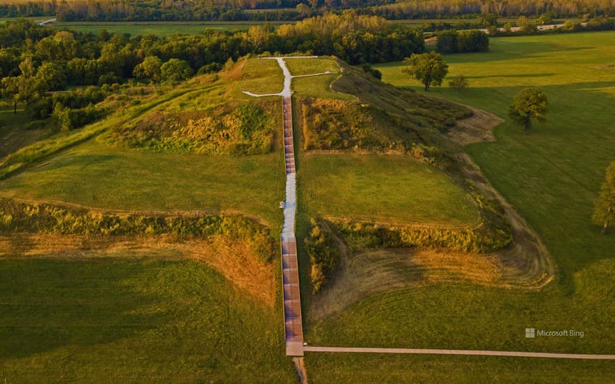 Monks Mound at the Cahokia Mounds UNESCO World Heritage Site near Collinsville, Illinois