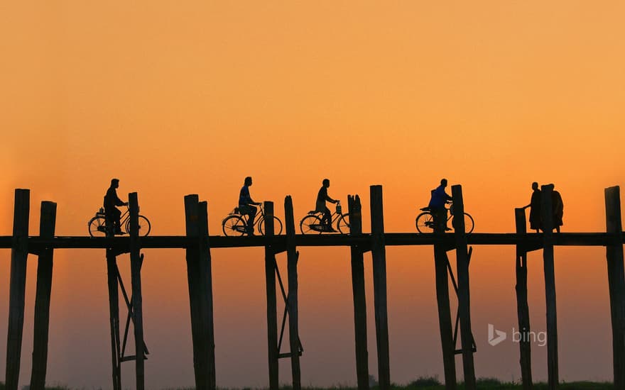 U Bein Bridge, Amarapura, Myanmar