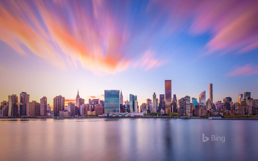 New York City skyline with United Nations headquarters