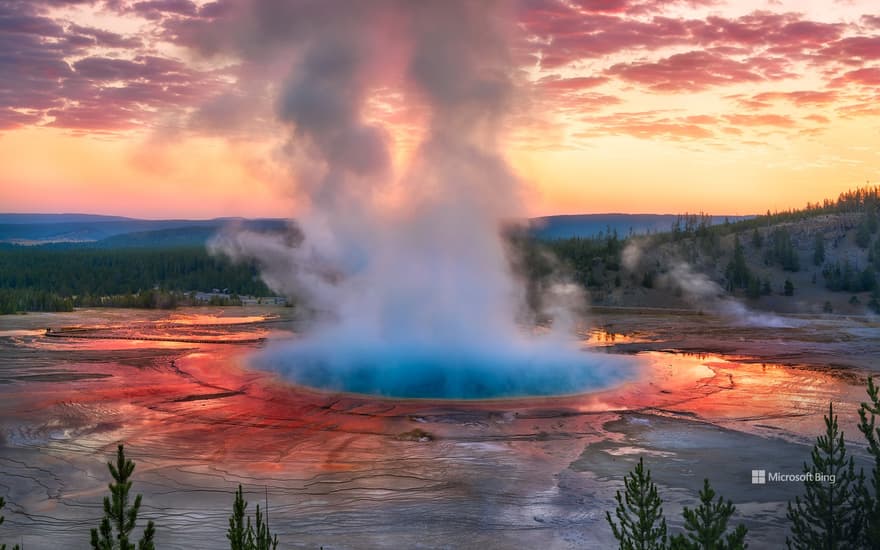 Grand Prismatic Spring at sunrise, Yellowstone National Park, Wyoming, USA